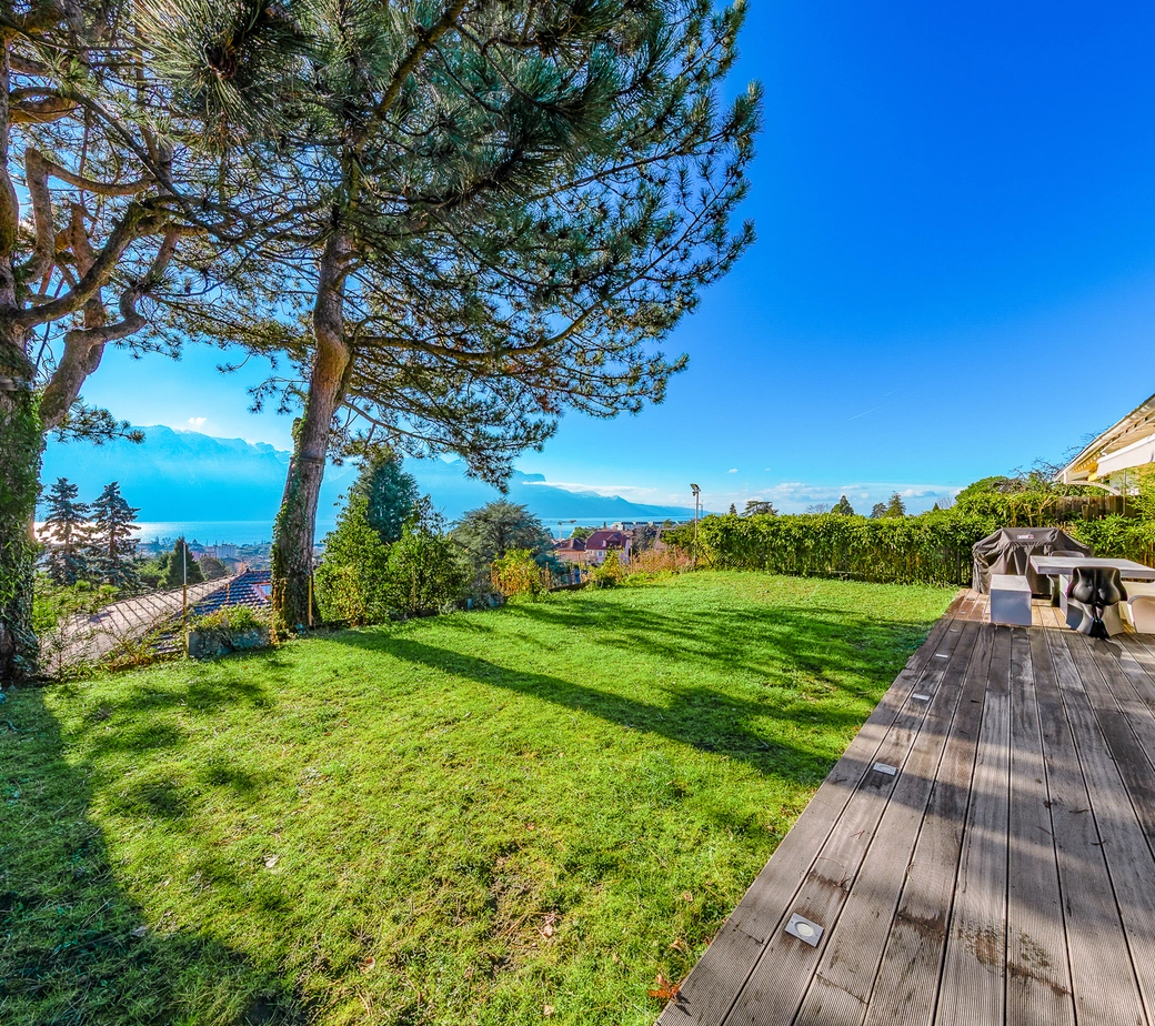 Élégante villa avec panorama sur le Léman et studio privatif