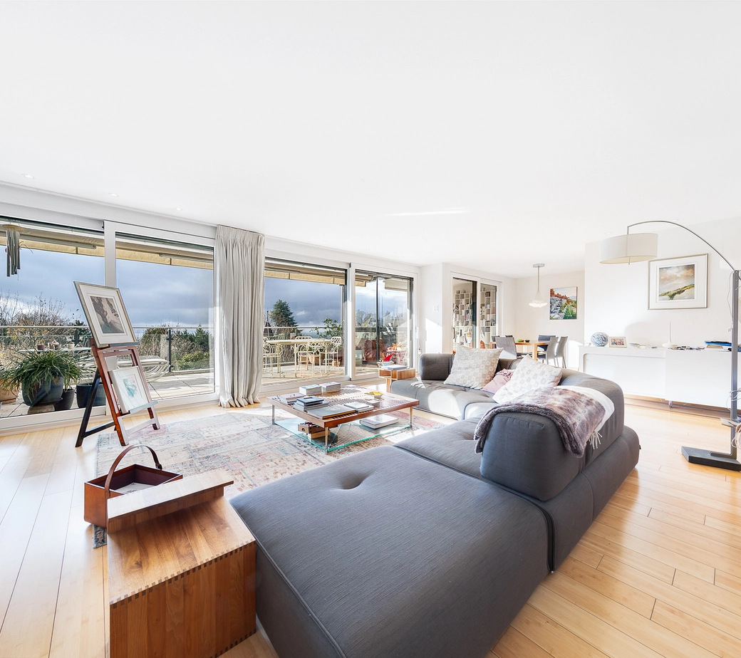 Spacieux 3.5 pièces à La Conversion avec magnifique terrasse plein SUD