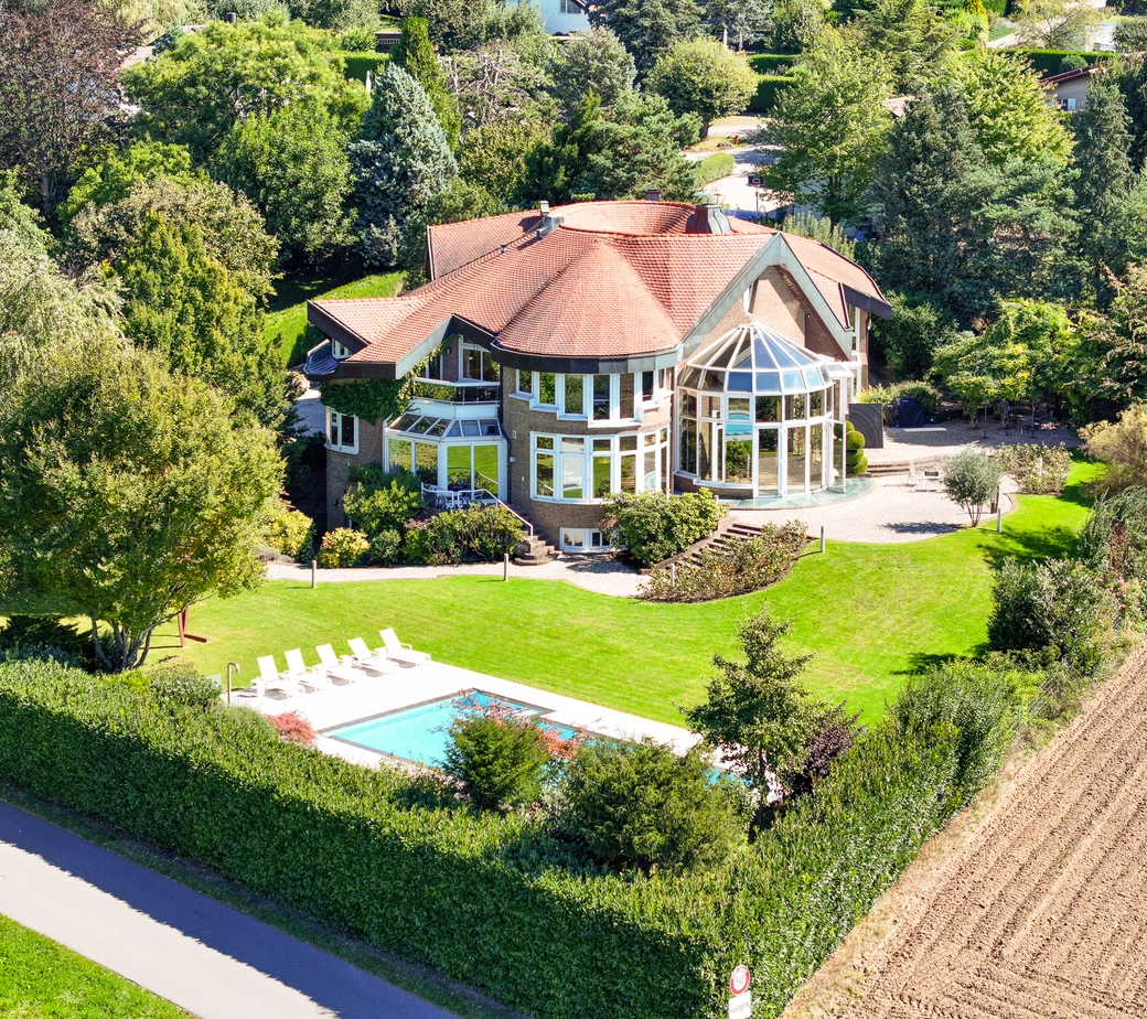 Sublime villa d'architecte aux portes de Lausanne
