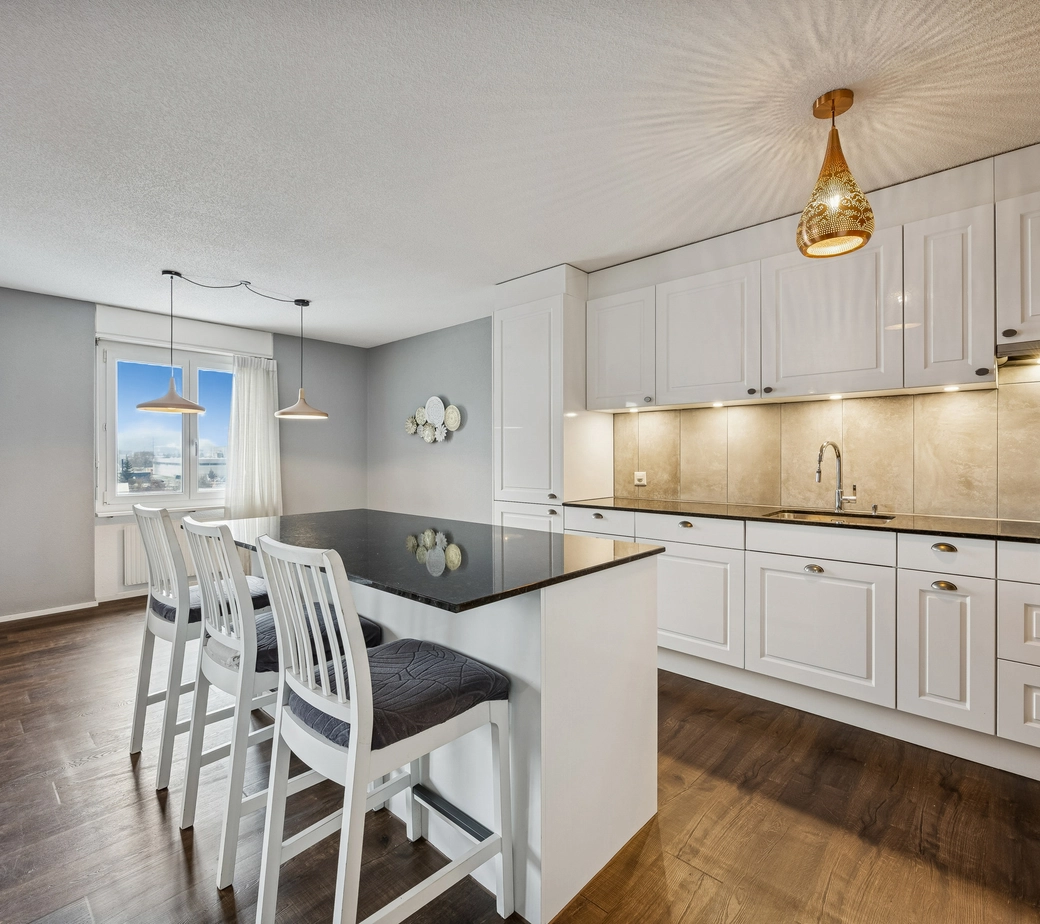 5.5 - Zimmer Wohnung modern renoviert