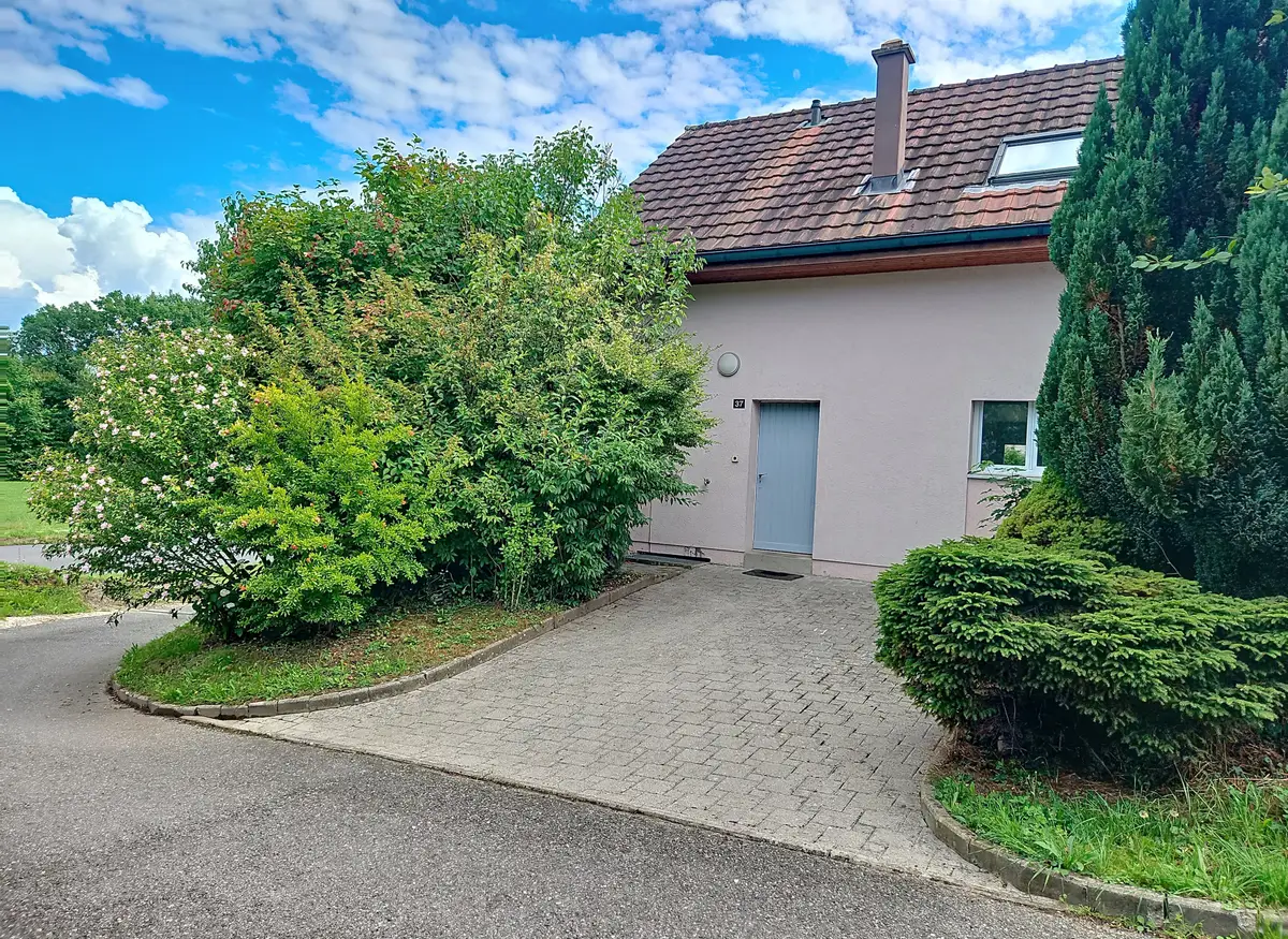 Agréable maison à Pensier (FR) avec jardin