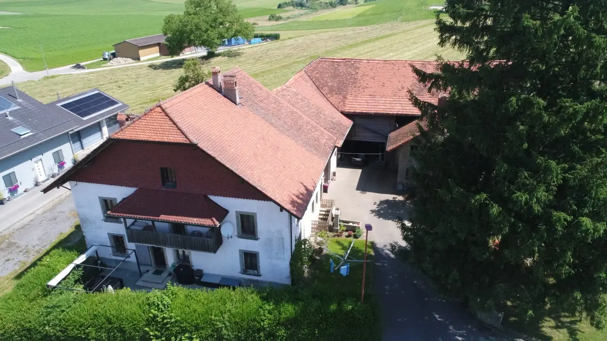 Immeuble de 2 appartements avec possibilité pour un troisième lot