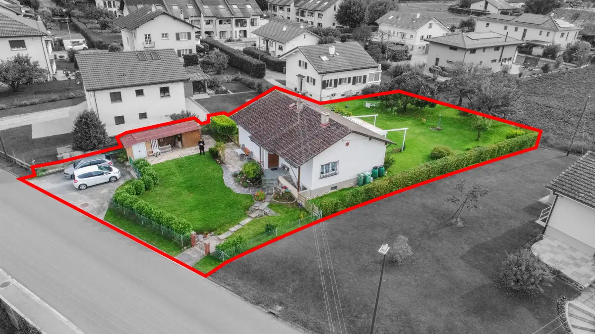 Au cœur d’Yvonand – Charmante maison de 3,5 pièces avec jardin verdoyant et terrasse ensoleillée à remettre au goût du jour