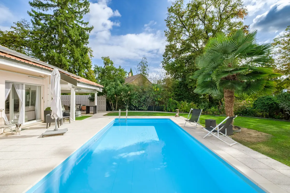 En exclusivité, VILLA EN PIGNON VERNIER