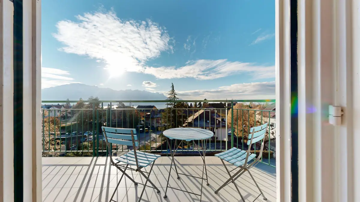 Charmant attique avec vue Lac à Blonay (VD)