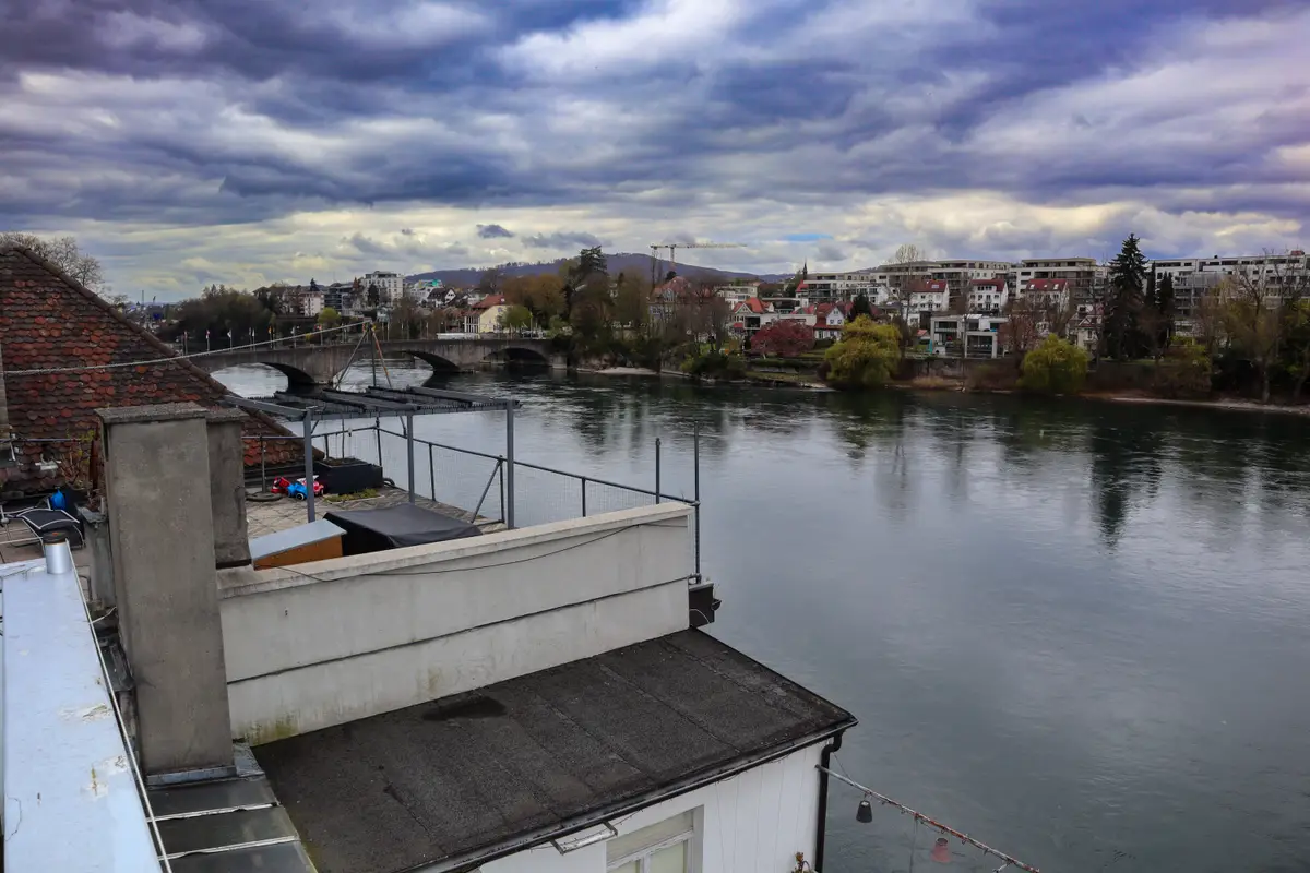 3,5 Zimmer-Altstadtwohnung direkt am Rhein