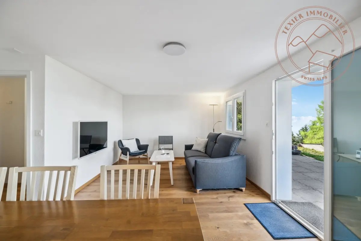 Superbe chalet entièrement rénové à vendre aux Giettes