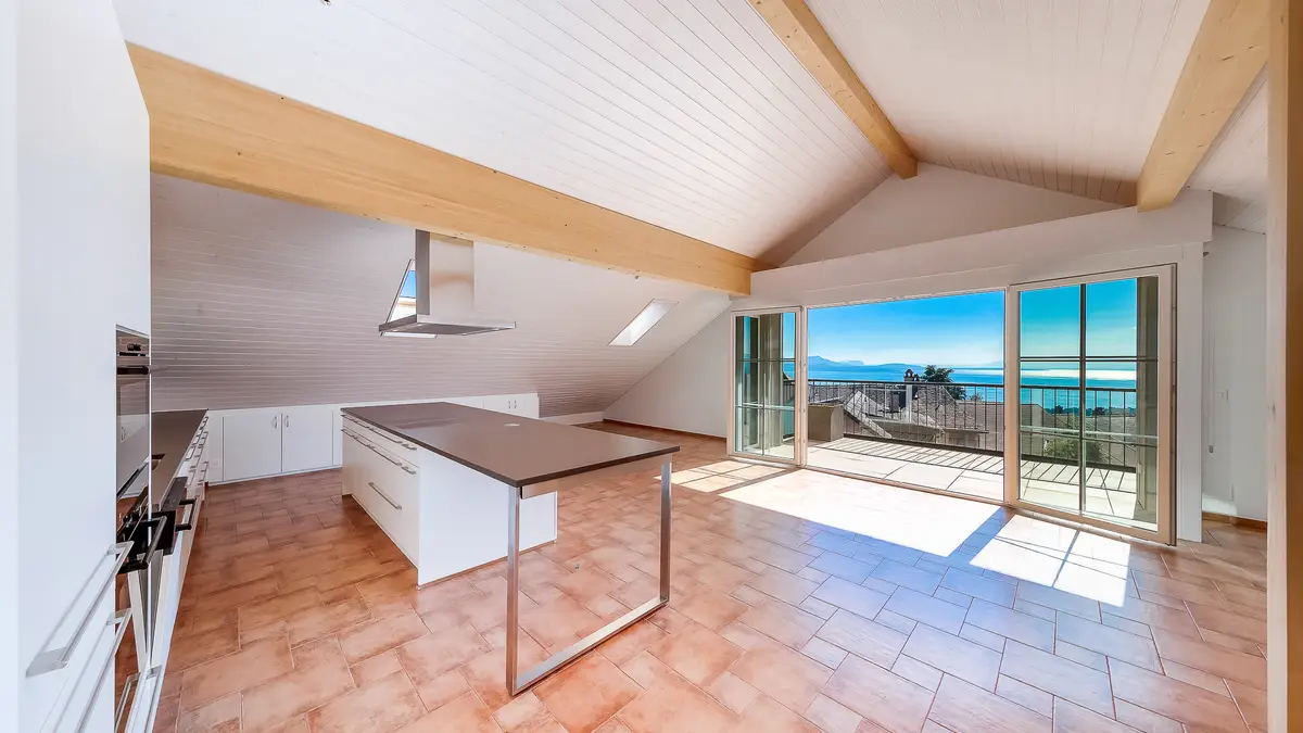 Attique avec calme et vue splendide à Belmont-sur-Lausanne