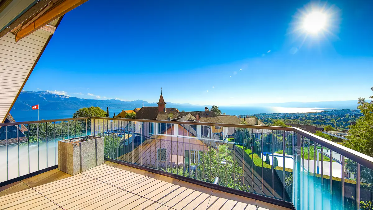 Attique avec calme et vue splendide à Belmont-sur-Lausanne