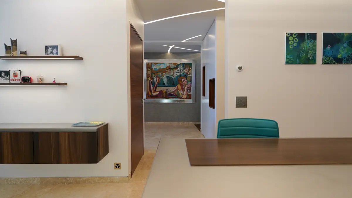 The Townhouse, triplex avec jardin et piscine avec vue lac 