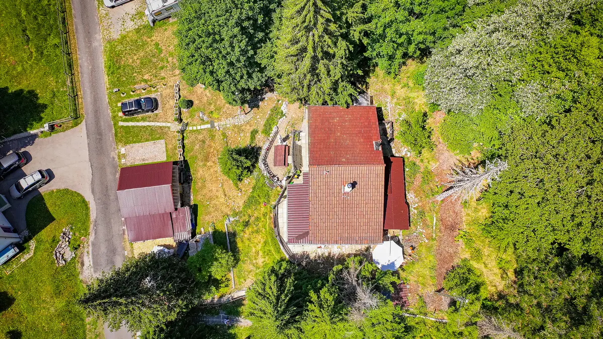 Joli Chalet à potentiel!