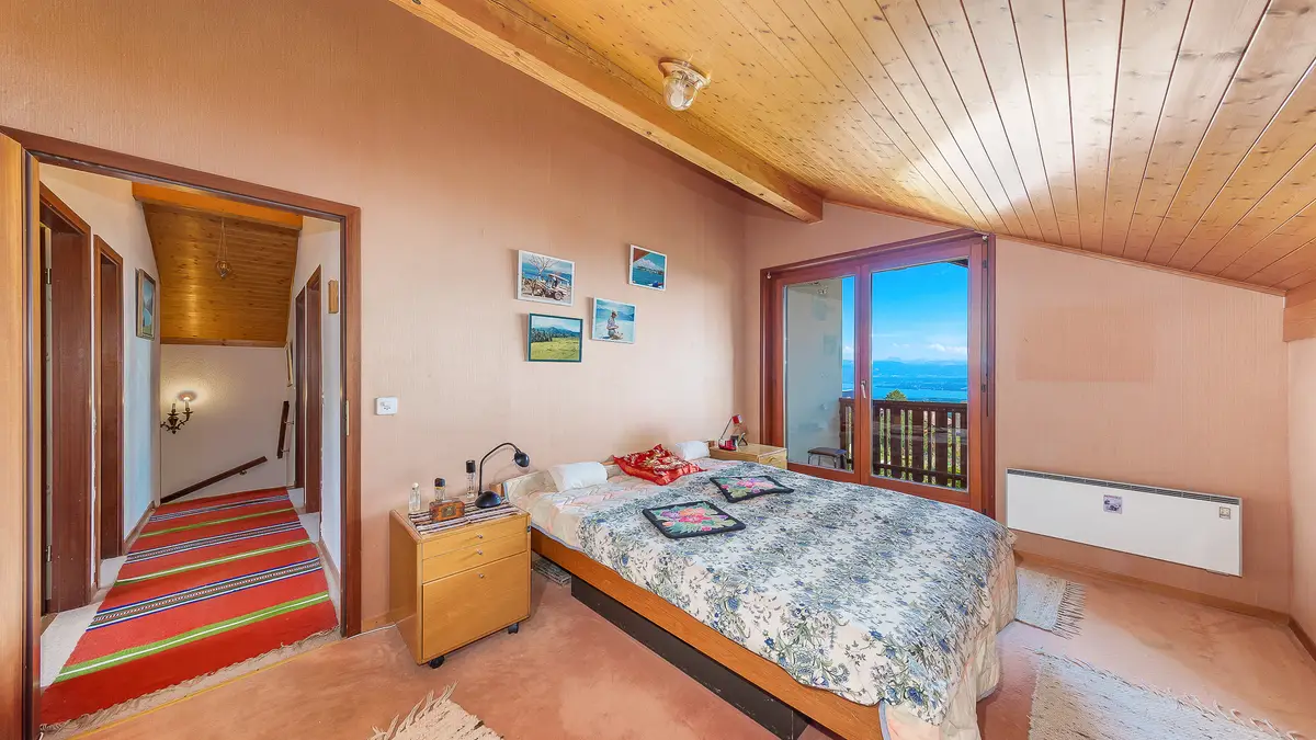 Jolie Maison à Arzier-Le Muids avec échappées sur le lac!