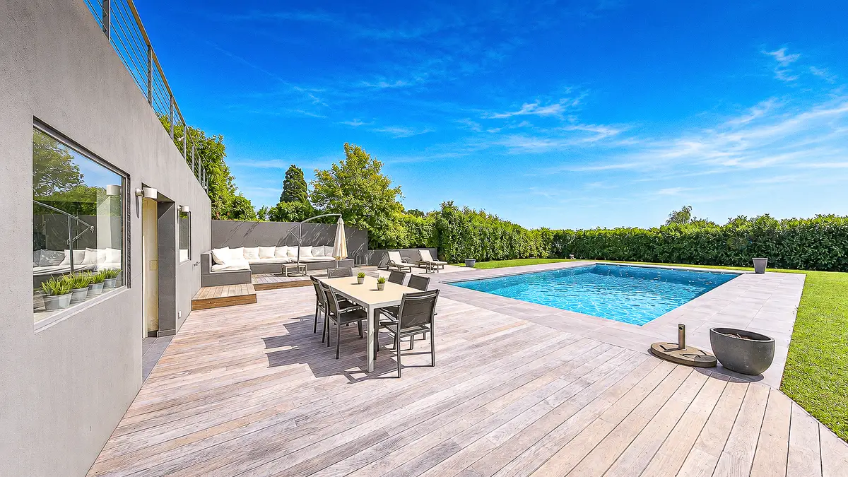 Superbe villa avec panorama sur le Léman, les Alpes et le Mont-Blanc