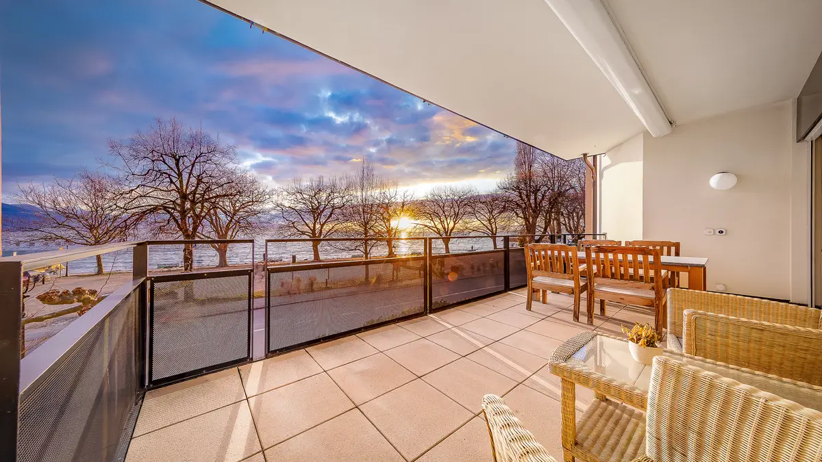 Appartement de prestige face au lac au cœur de Lutry
