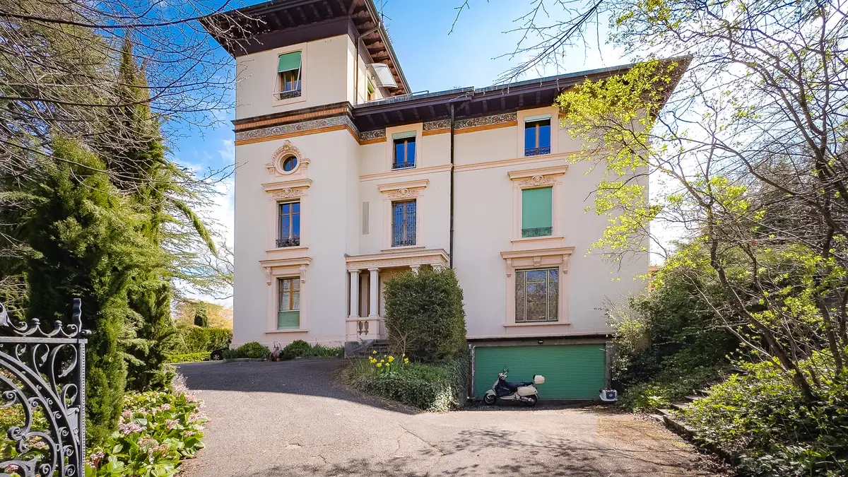 Majestueuse Villa de Maître Historique à Plan-les-Ouates
