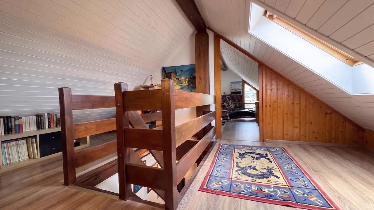 Yverdon - Attique en duplex de 5,5 pièces avec grande terrasse et véranda d'hiver 