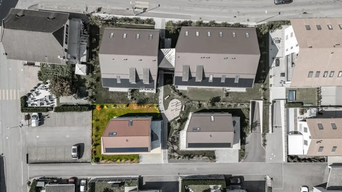 Très belle villa neuve au coeur du village & à deux pas du lac!