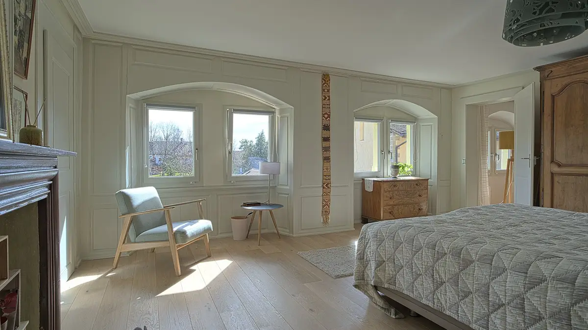 Immeuble historique entièrement rénové comprenant 3 appartements