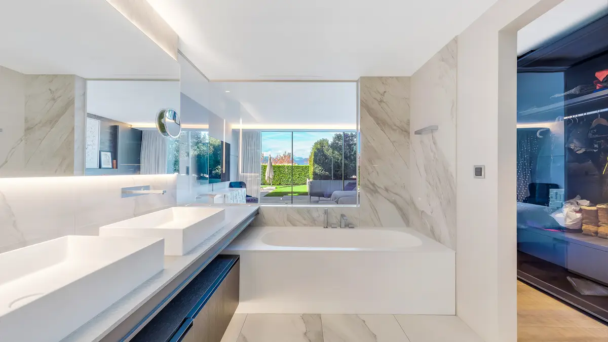 Villa contemporaine d’exception – Accès privé au lac