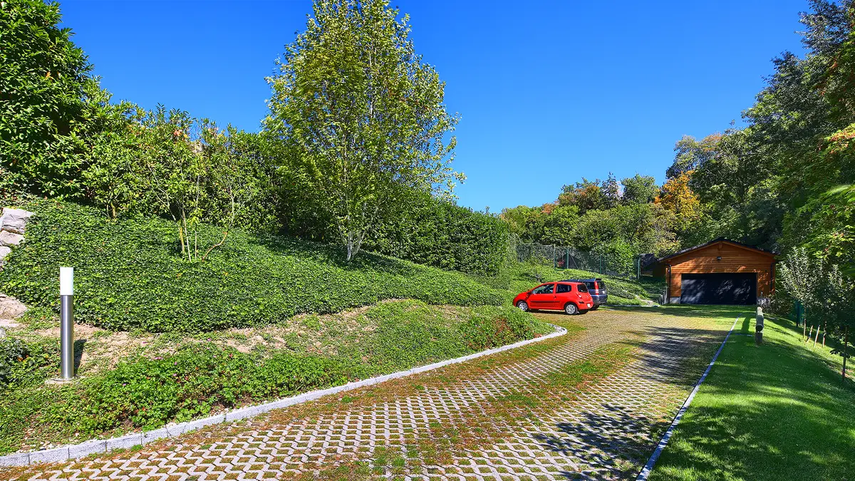 Villa d’exception avec vue imprenable, entre lac et nature