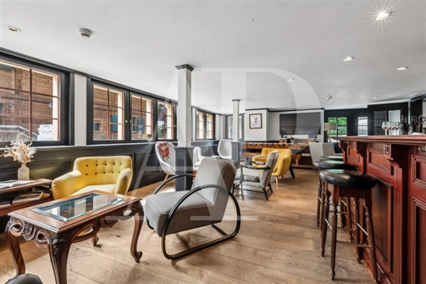 HOTEL CHAMOIS FOR SALE - Photo 9 of 13