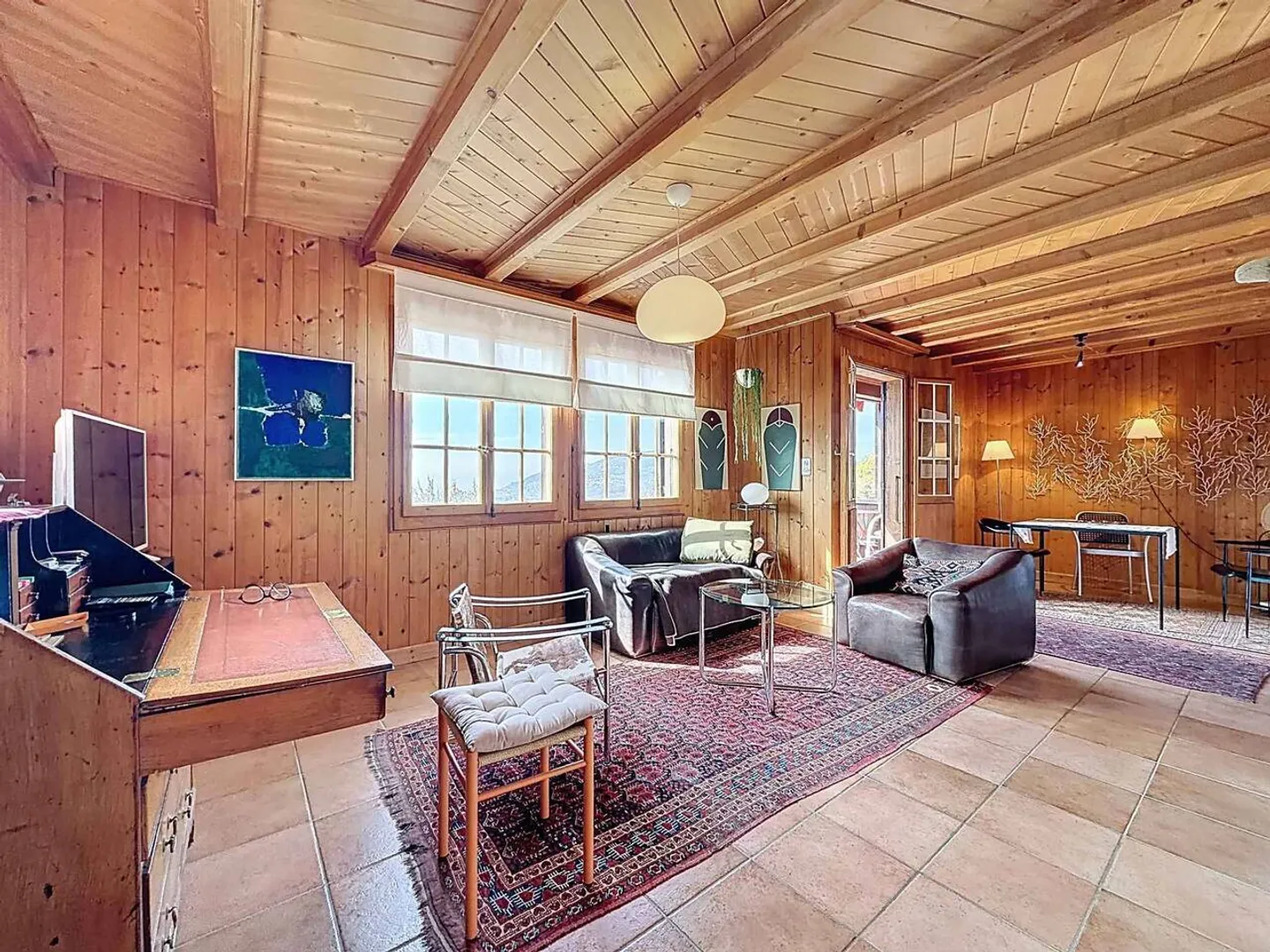 Schönes Chalet mit Panoramablick auf den See - Foto 3 von 12