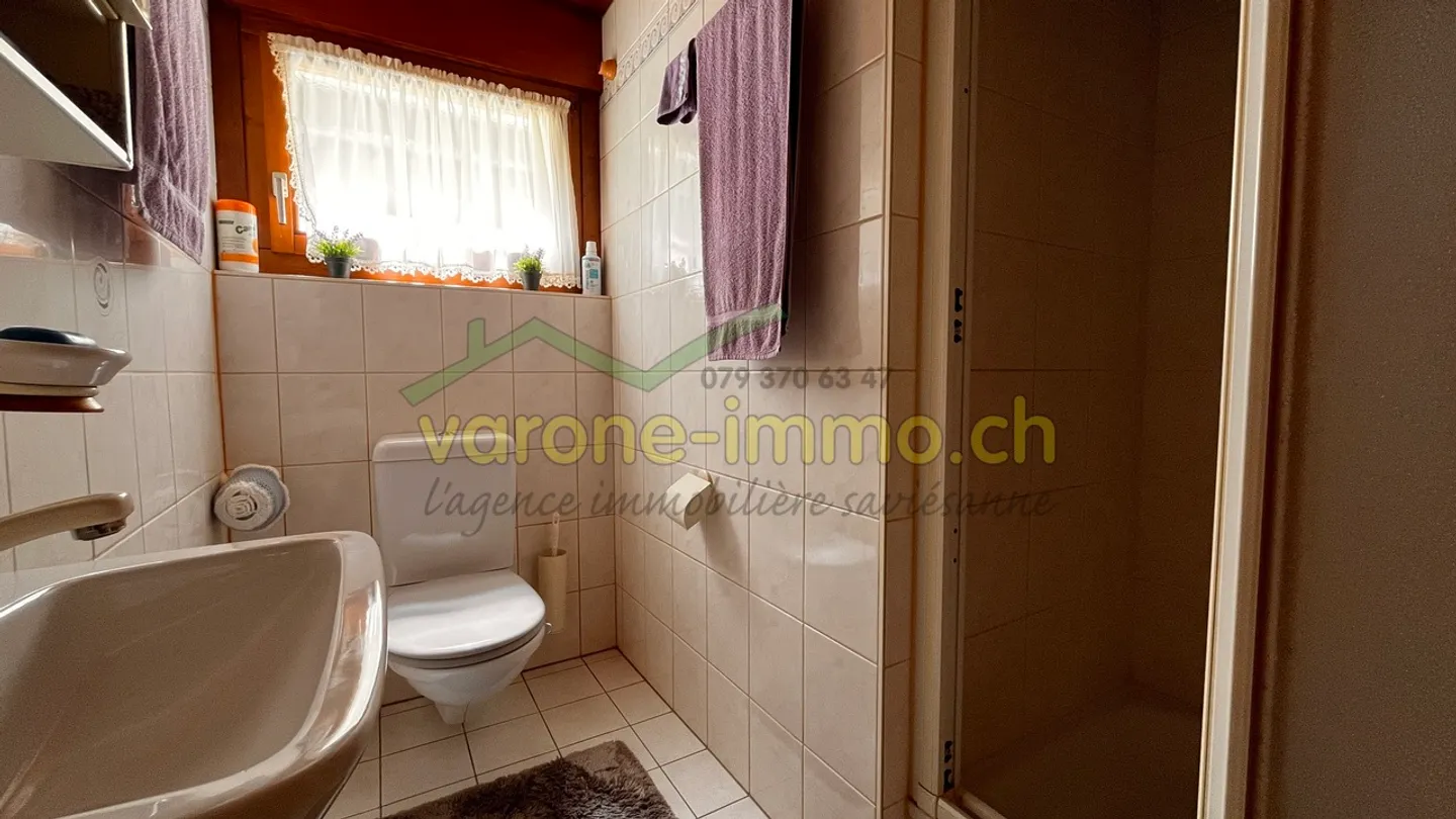Chalet Incantevole a Briey/Chalais - Un Vero Rifugio di Pace - Foto 9 di 13