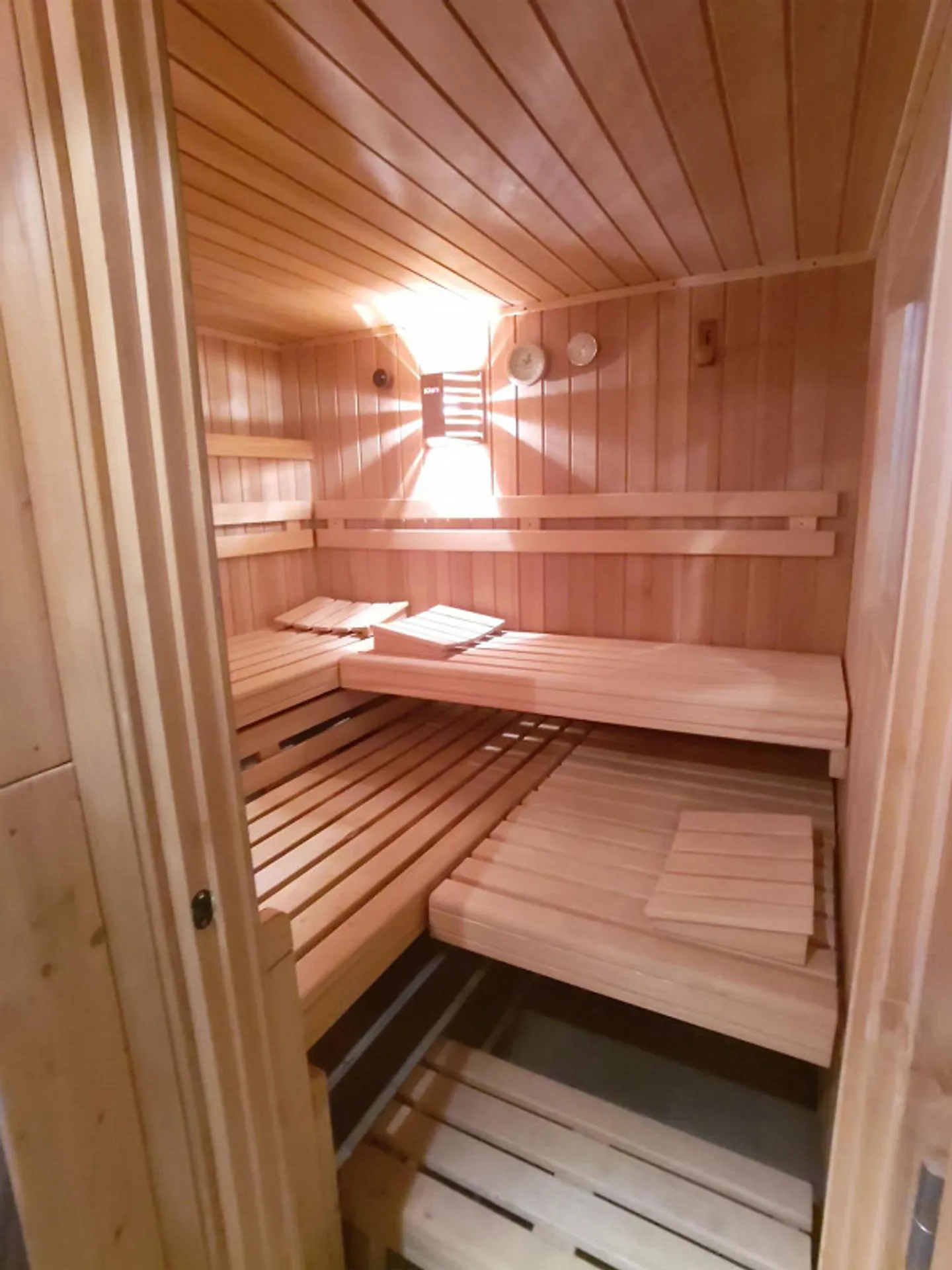 5.5-Room Corner Townhouse in Nature-Friendly Prime Location Baden - Photo 28 of 28