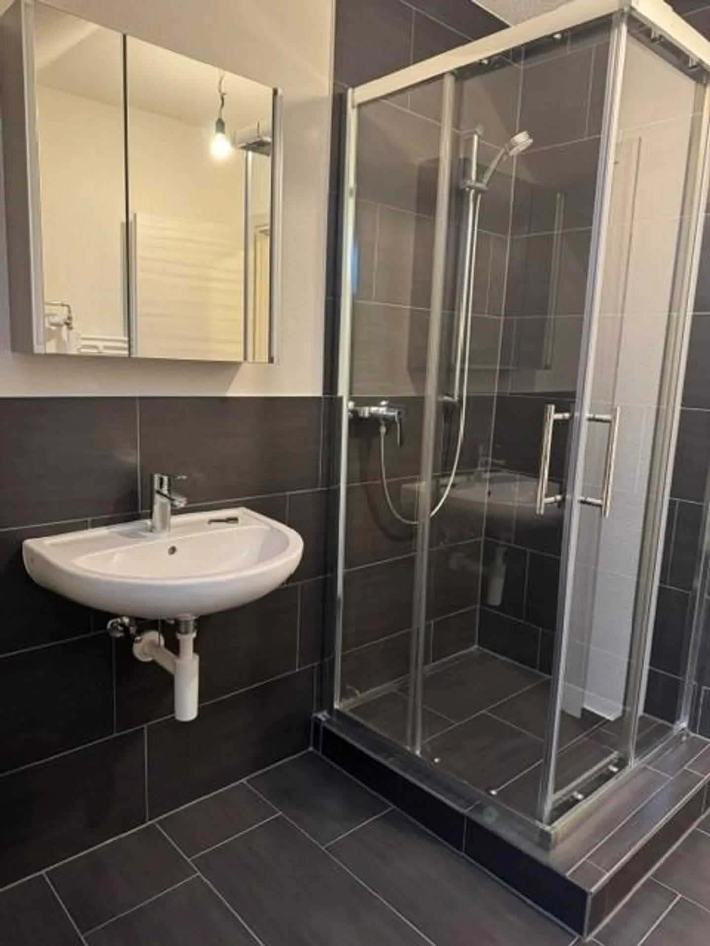 Charmant appartement 1.5 pièces pour célibataires - Photo 6 sur 8