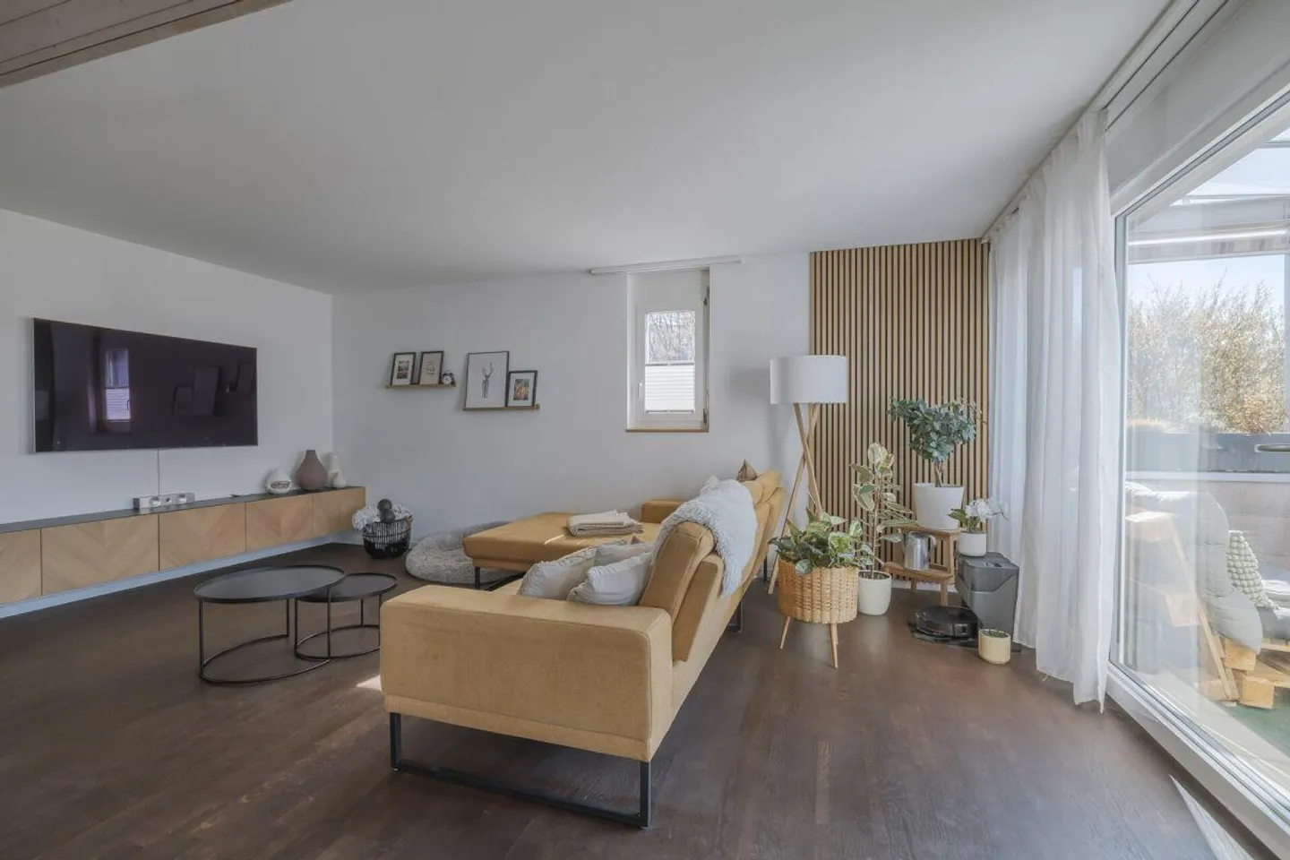 Stilvolles Penthouse mit Bergblick - Foto 1 von 11