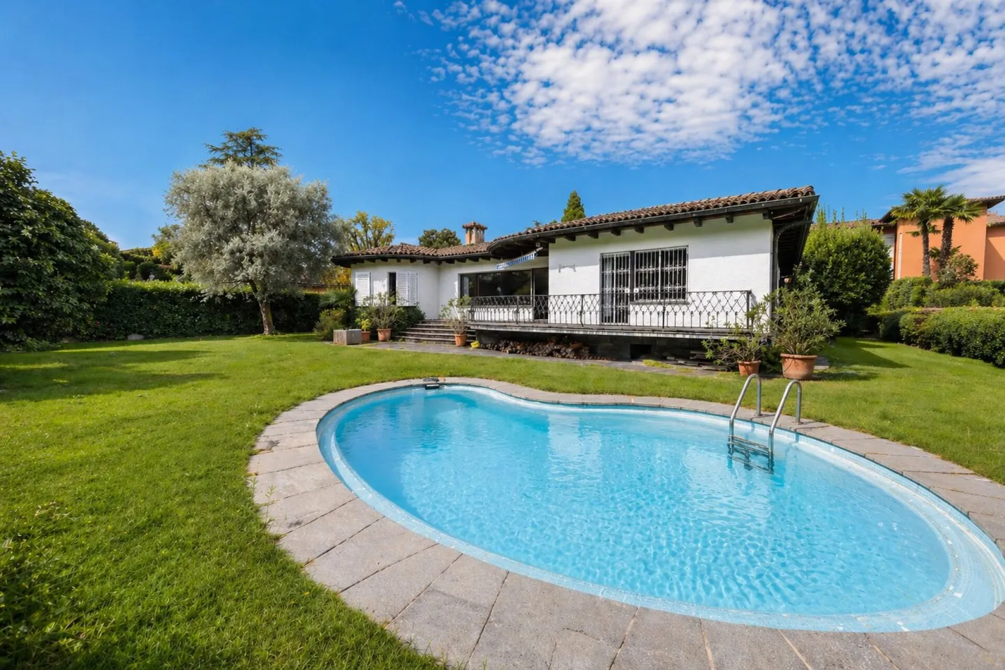 Villa méditerranéenne avec piscine au cœur d'Ascona - Photo 1 sur 5
