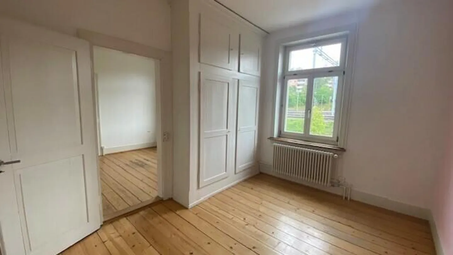 Büroraum am Stadtrand - Foto 1 von 4