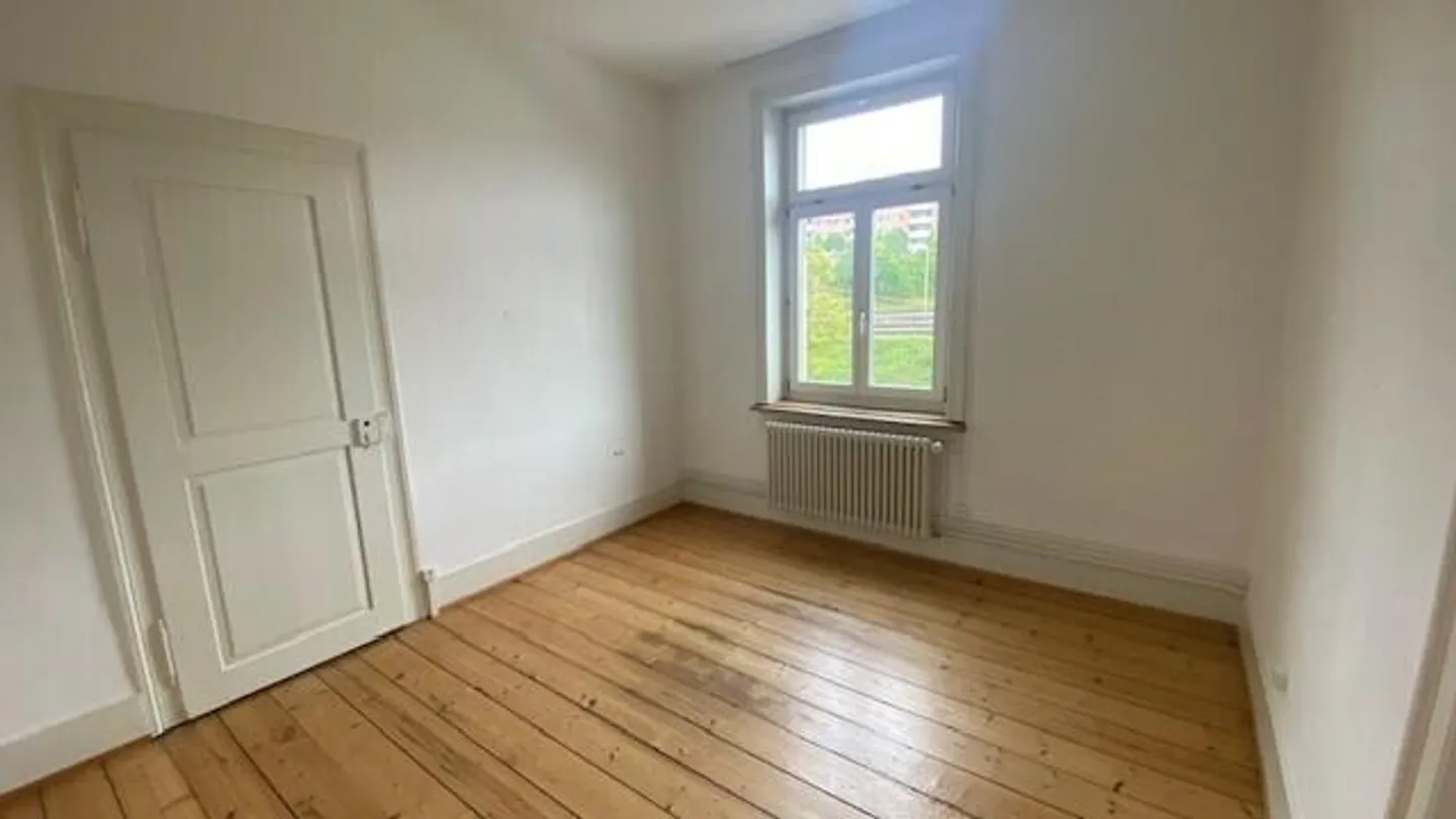 Büroraum am Stadtrand - Foto 3 von 4