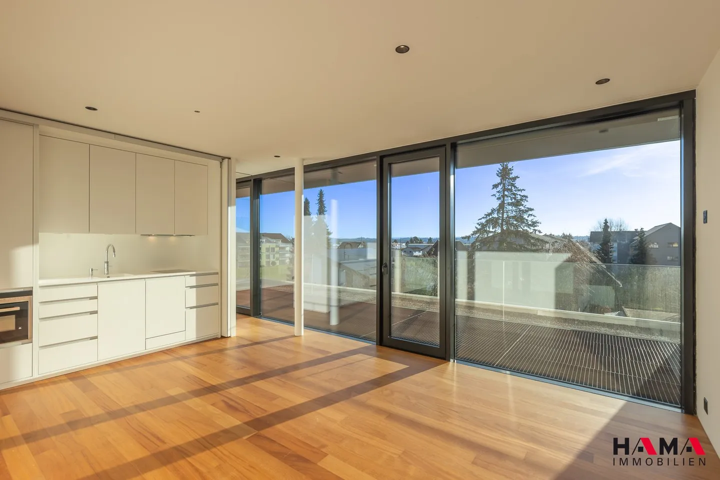 Appartement penthouse 2 pièces attrayant / moderne - Photo 1 sur 8