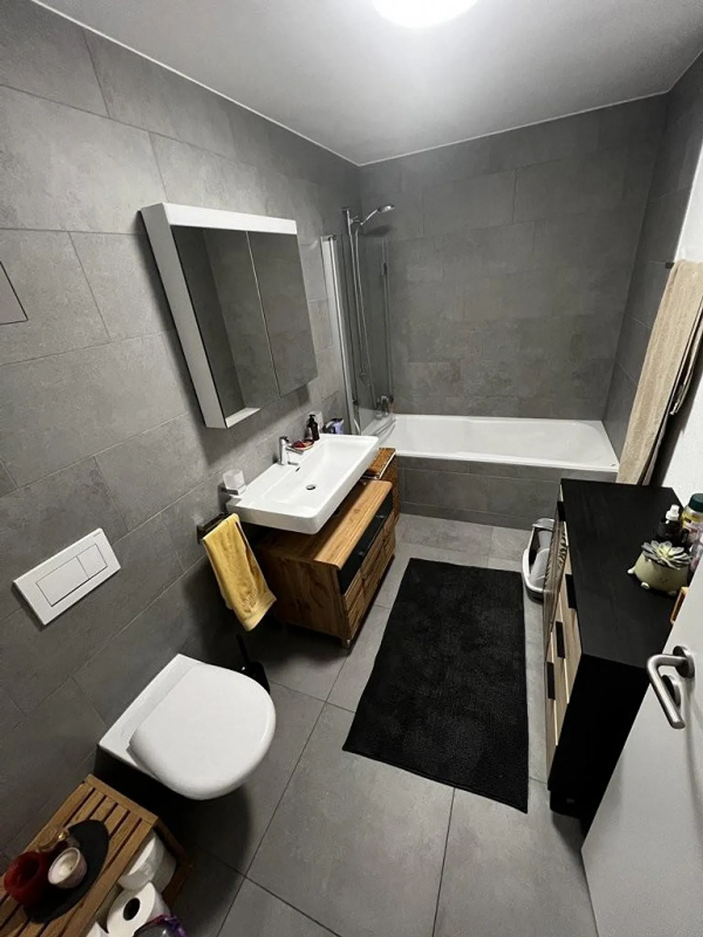 Modern 2.5 room apartment for rent in Zizers! - Photo 5 of 7