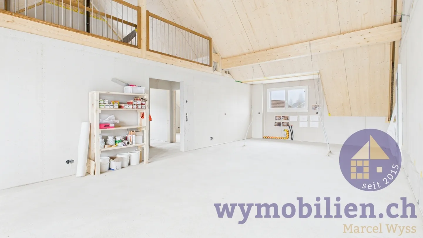 3.5 Rooms + Gallery - Dream Living Above the Rooftops! - Photo 3 of 12