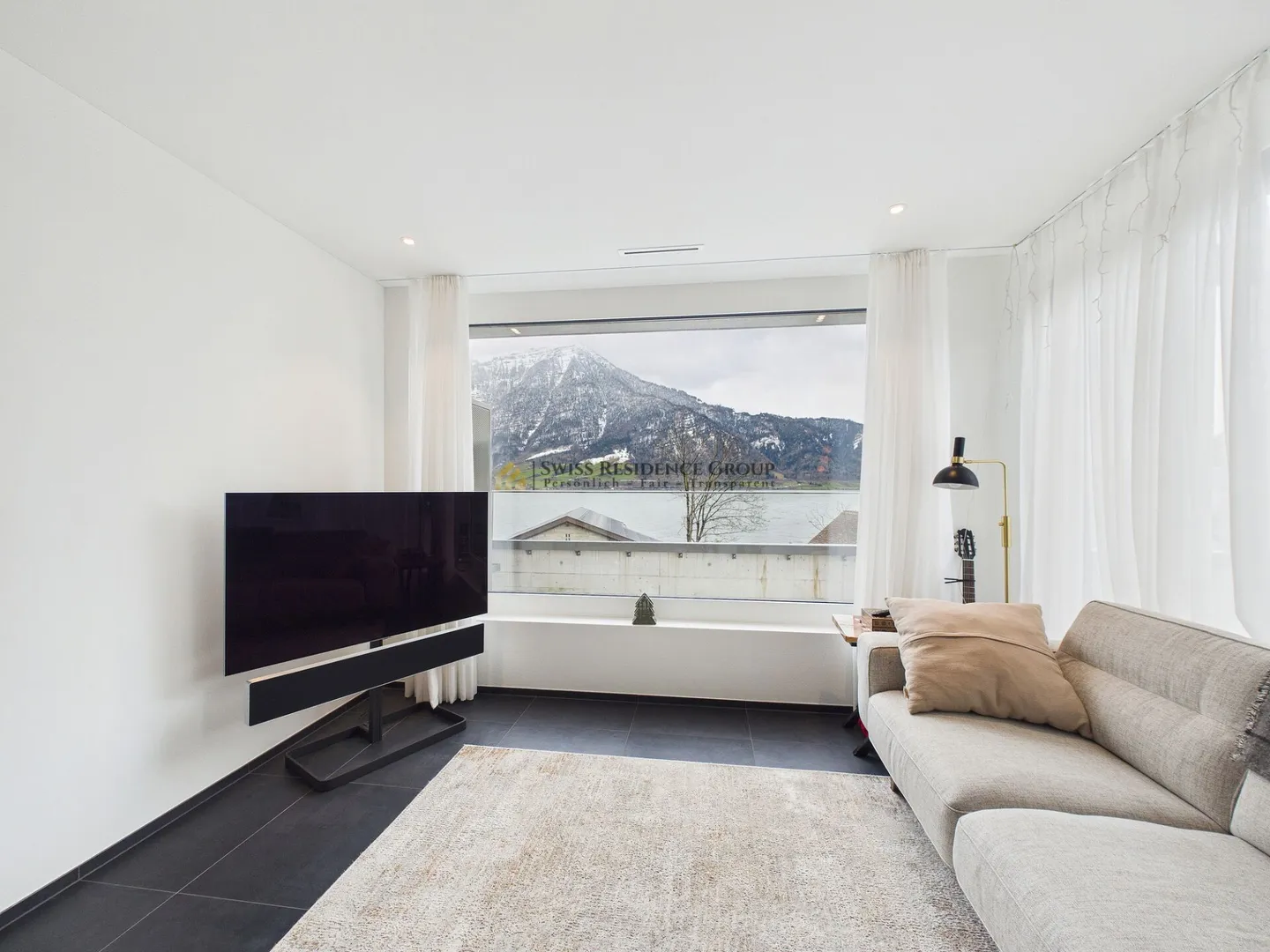 Luxuriöses Wohnen über drei Etagen - Mit Blick auf See und Rigi - Photo 6 of 22