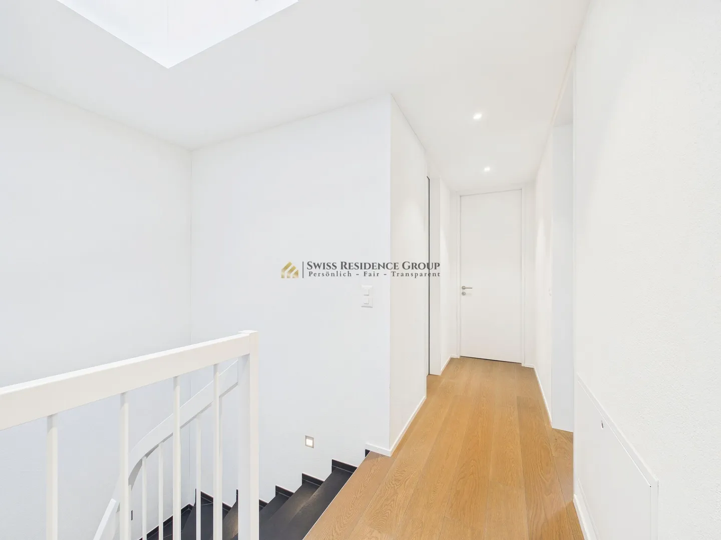 Luxuriöses Wohnen über drei Etagen - Mit Blick auf See und Rigi - Photo 12 of 22