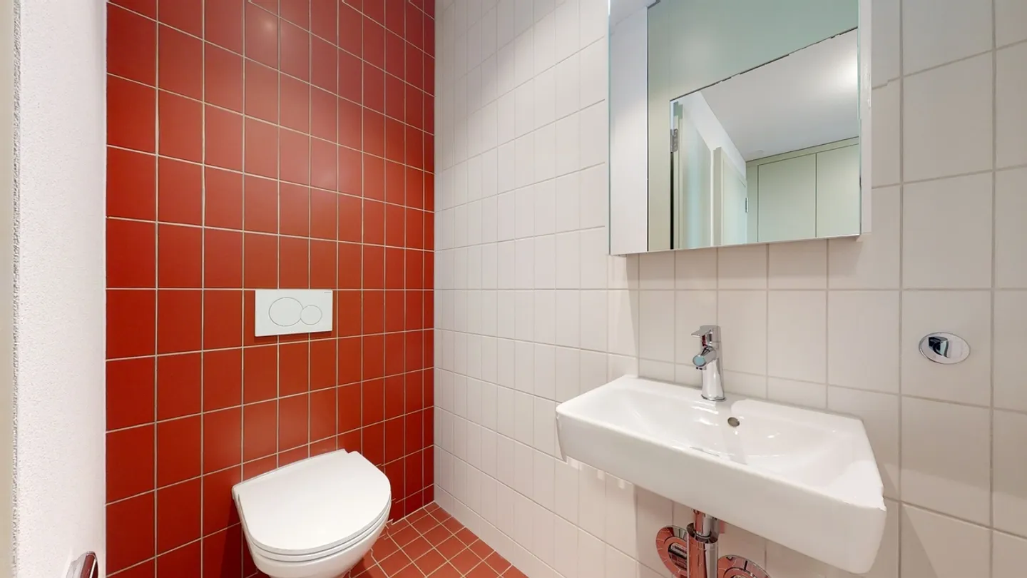 Central and modern apartment - Photo 8 of 8