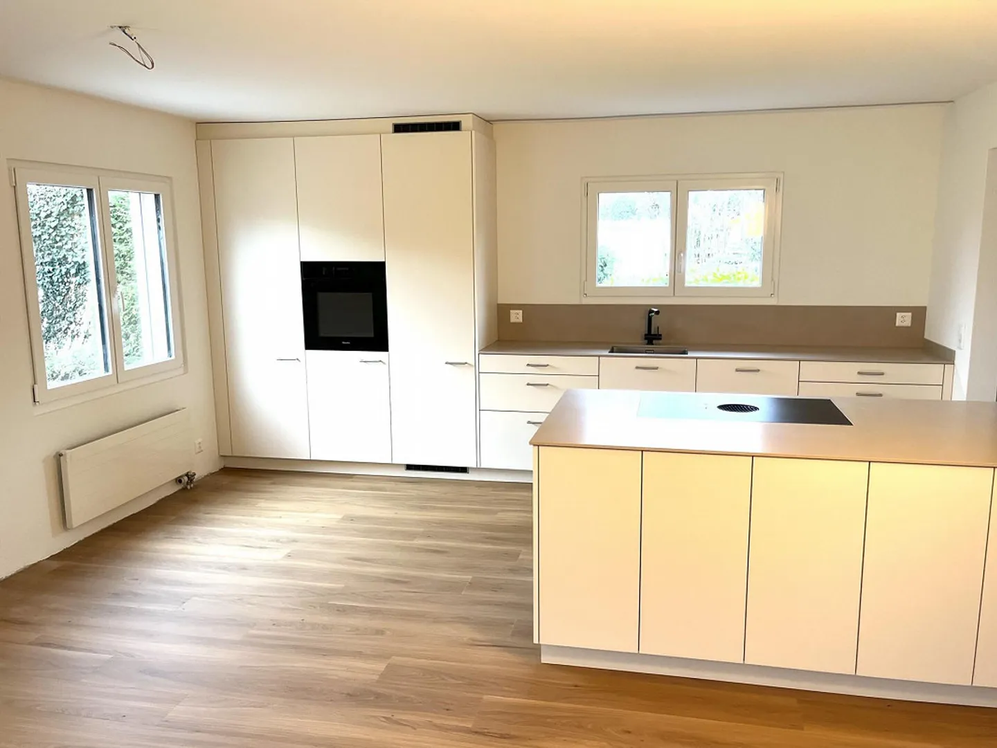 Maison individuelle dans un emplacement privilégié - l'opportunité pour une famille - Photo 3 sur 12