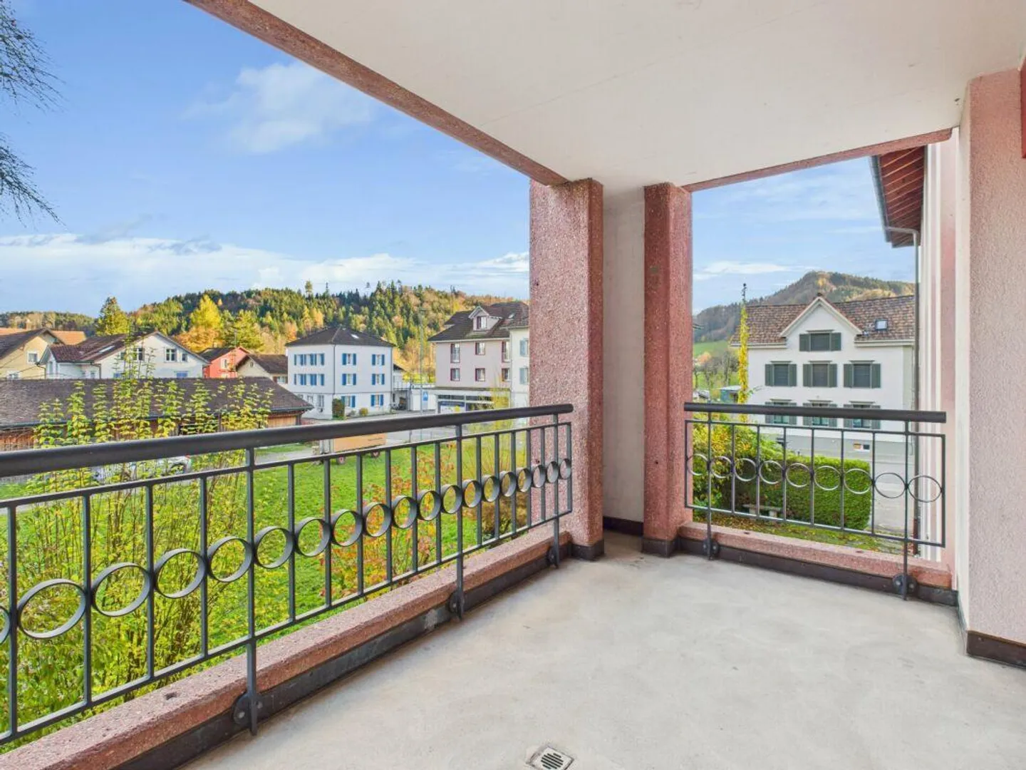 Helle 1.5-Zimmer-Wohnung mit sonnigem Balkon an ruhiger Lage - Foto 5 von 7