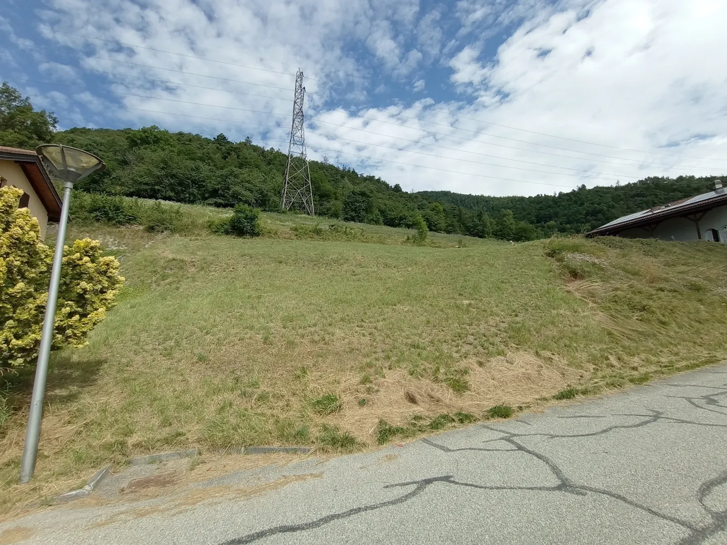 Building plot: An exceptional opportunity to build your future home in Conthey! - Photo 4 of 6