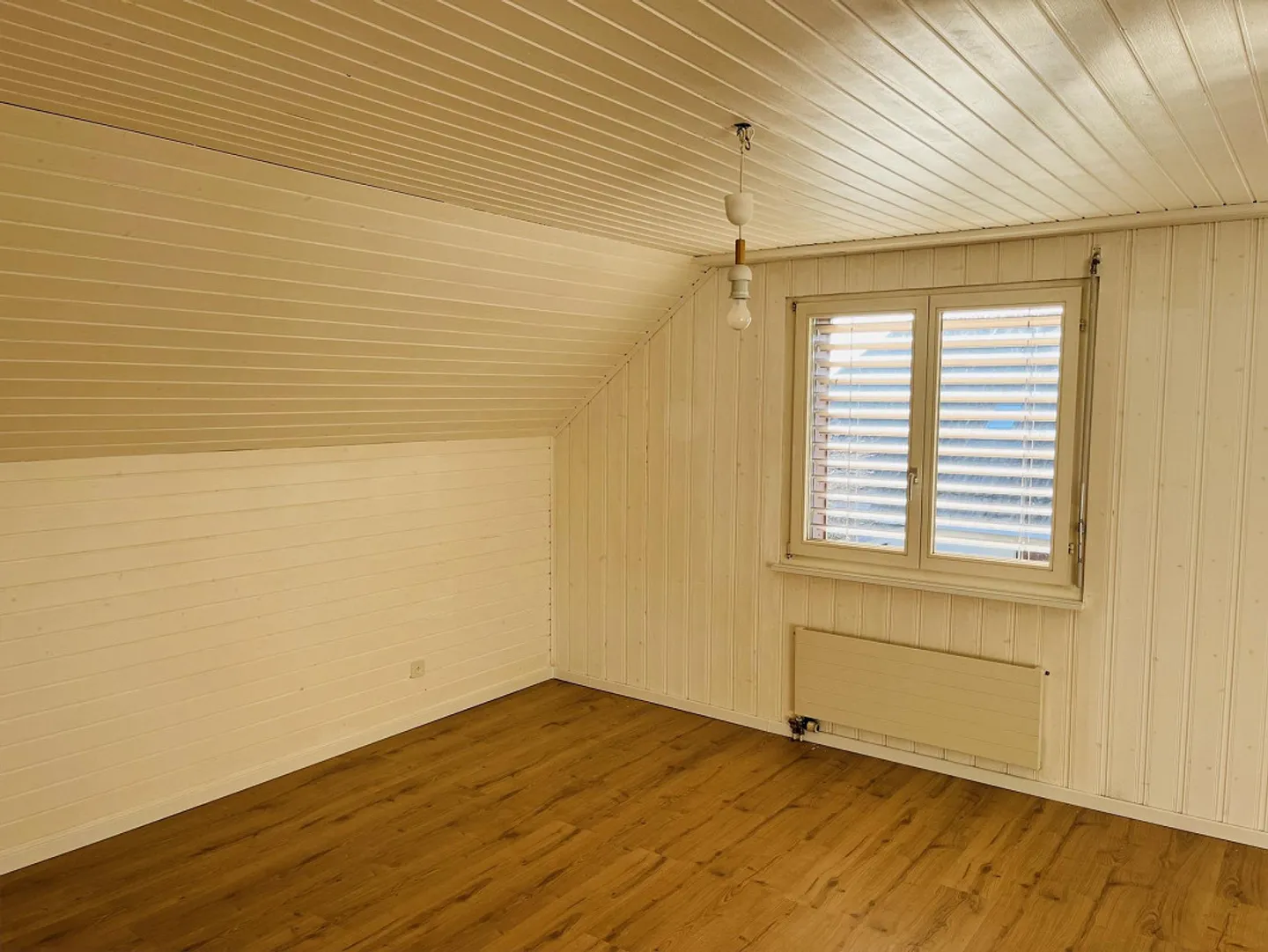 Maison individuelle dans un emplacement privilégié - l'opportunité pour une famille - Photo 8 sur 12