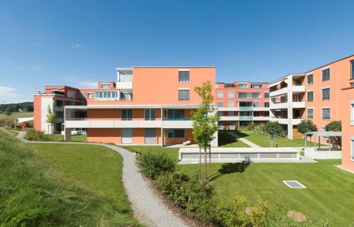 Vivere con un bel spazio per sedersi - AFFITTARE SENZA DEPOSITO! - Foto 1 di 6