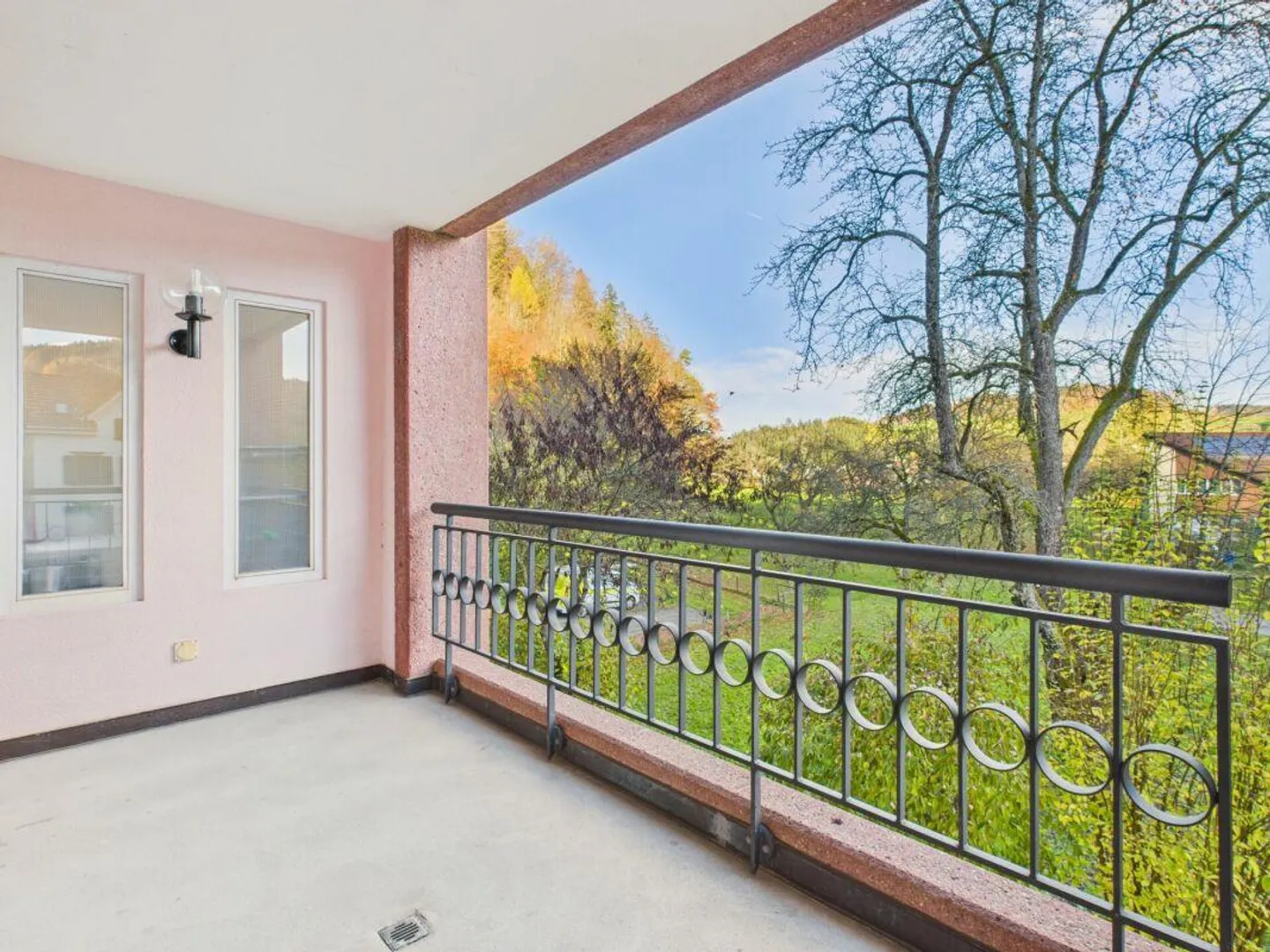 Helle 1.5-Zimmer-Wohnung mit sonnigem Balkon an ruhiger Lage - Foto 6 von 7