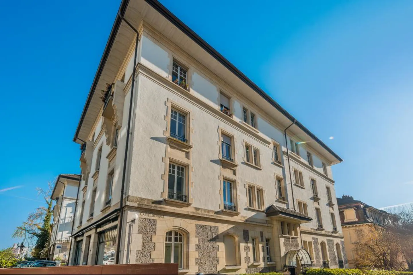 DESIRABLE NEIGHBORHOOD OF FLORIMONT - Photo 4 of 11