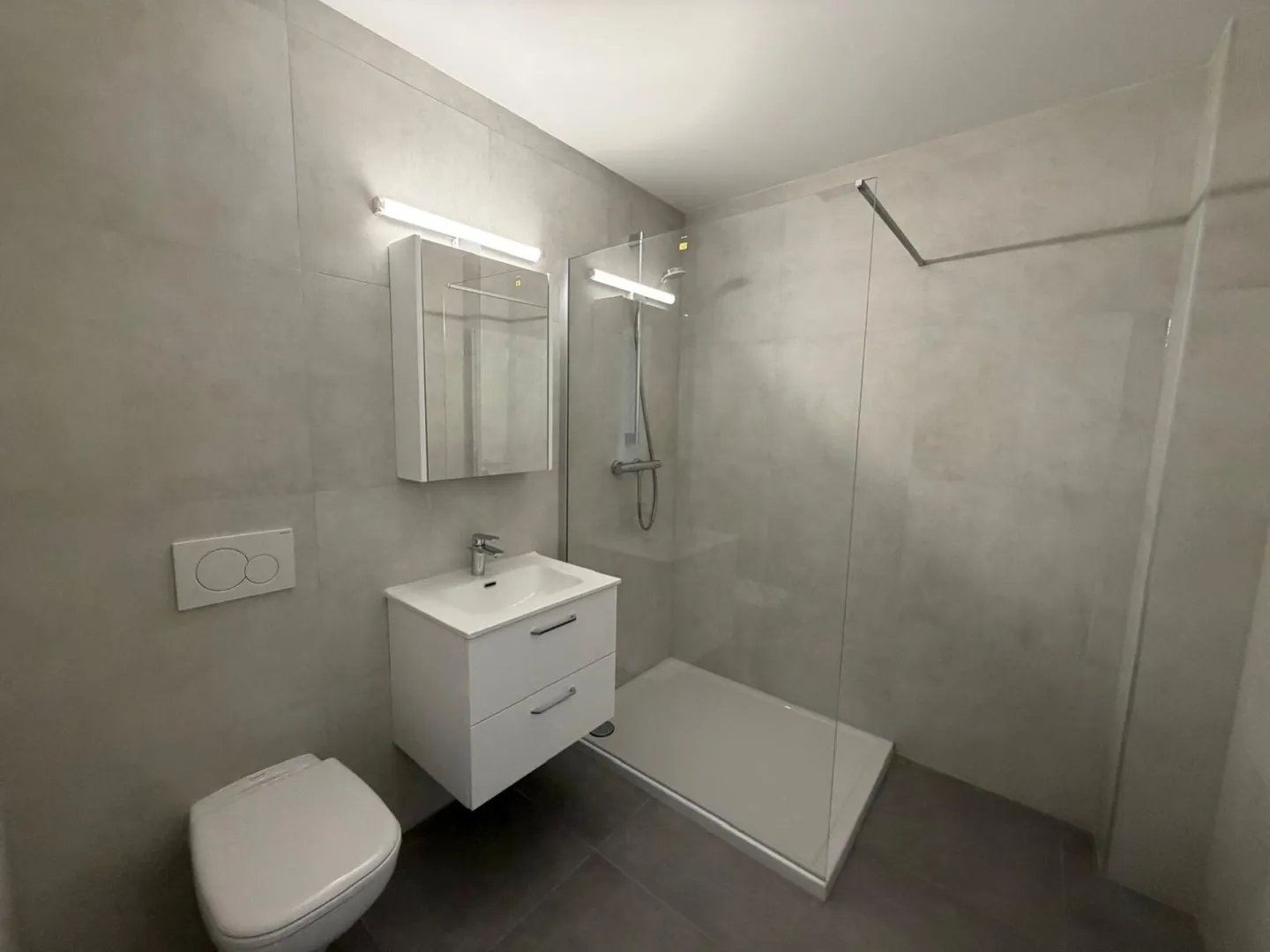 St-Imier, superb NEW studio with elevator - Photo 2 of 2