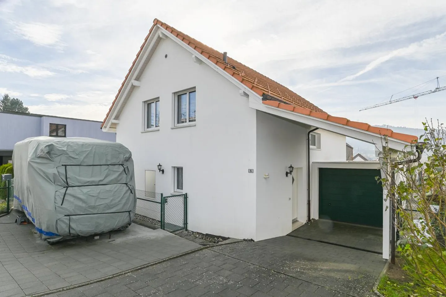 Charmantes Familienhaus mit Garten - Foto 3 von 14