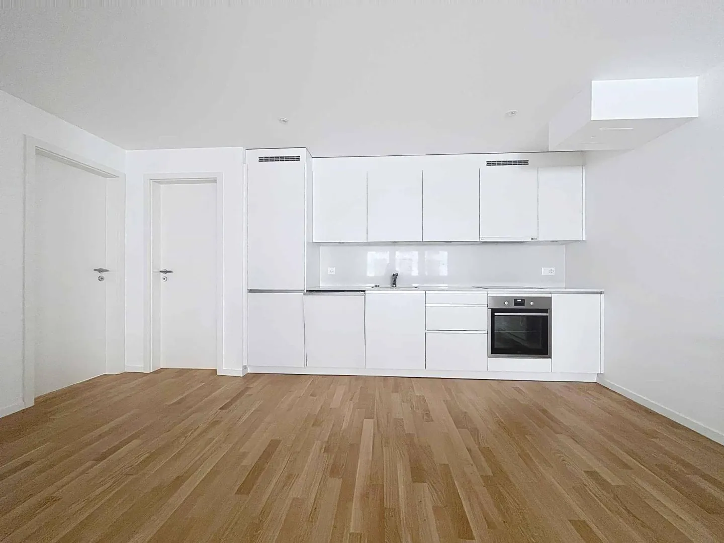 Large New Apartment with 2 Rooms on the Ground Floor - Photo 4 of 9