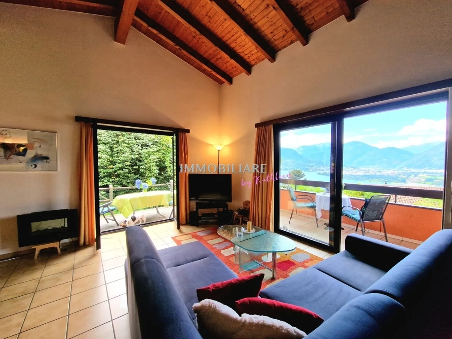 Single-family house with lake view in a quiet location, guest apartment / office - Photo 3 of 13